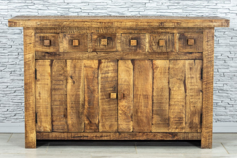 Drewniana komoda z Indii w stylu rustykalnym