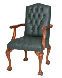Zielony skórzany fotel gabinetowy w stylu Chesterfield